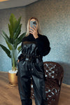 Women's mid-season leather outfit